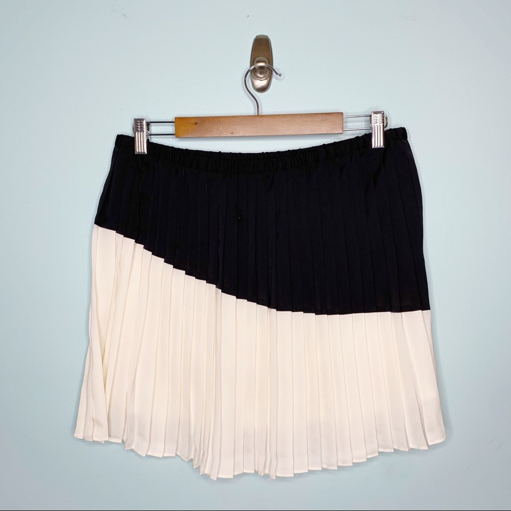 Banana Republic Factory Asymmetrical Pleated Skirt